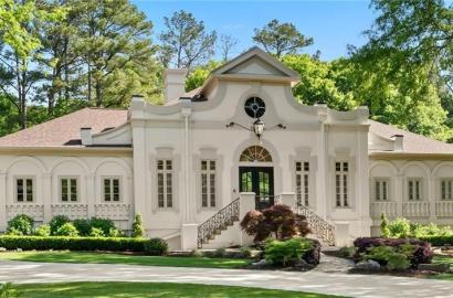 5540 Chelsen Wood Dr, Johns Creek, GA 30097