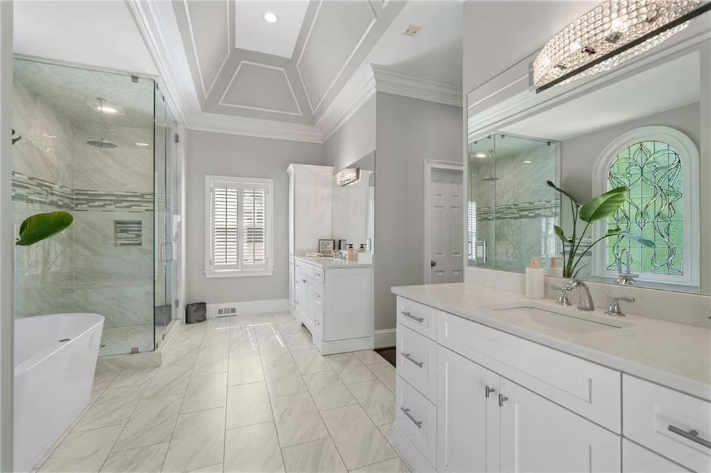 5540 Chelsen Wood Dr, Johns Creek, GA 30097