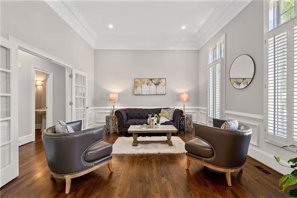 5540 Chelsen Wood Dr, Johns Creek, GA 30097