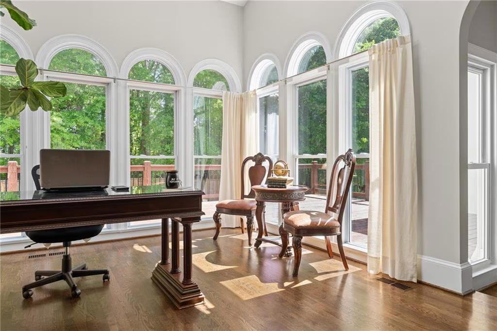 5540 Chelsen Wood Dr, Johns Creek, GA 30097