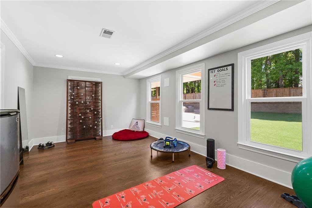5540 Chelsen Wood Dr, Johns Creek, GA 30097