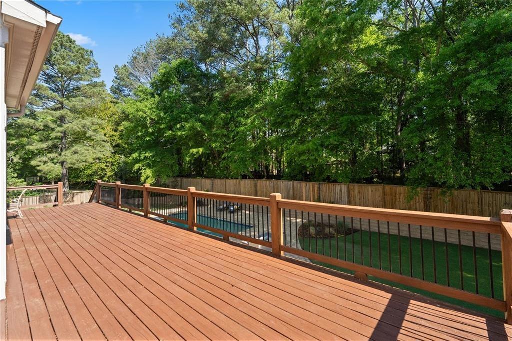 5540 Chelsen Wood Dr, Johns Creek, GA 30097