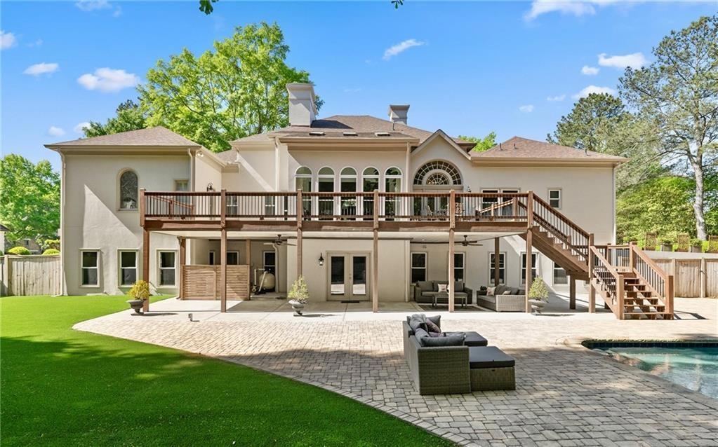 5540 Chelsen Wood Dr, Johns Creek, GA 30097
