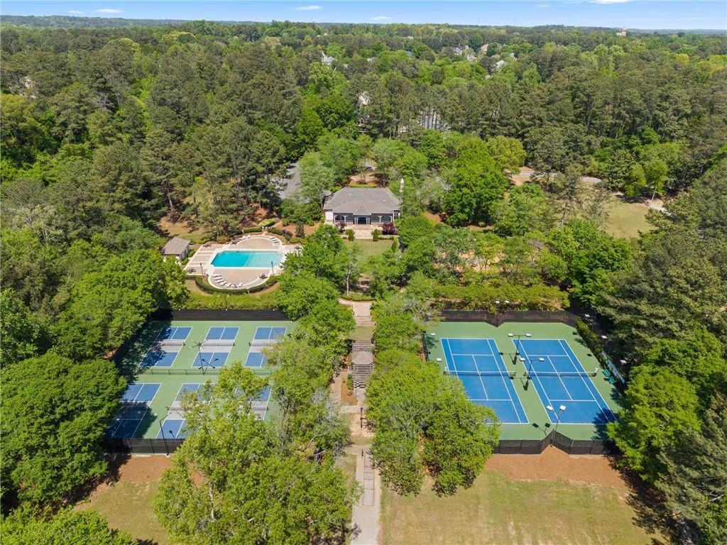5540 Chelsen Wood Dr, Johns Creek, GA 30097