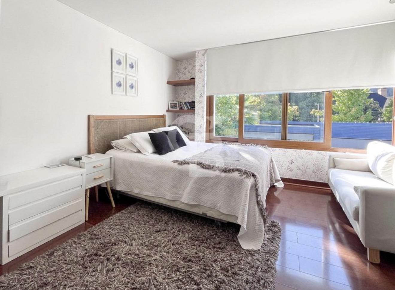 Casa Mediterránea En Los Trapenses, Cercana A Colegios